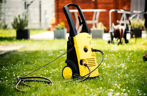Best Gutter Cleaning  in Fort Shawnee, OH